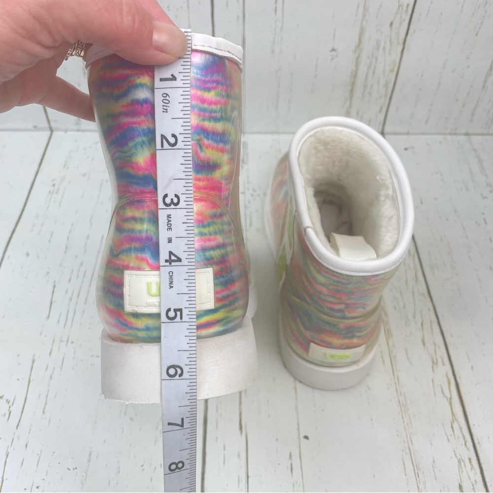 UGG Classic Clear Mini Pixelate Boots - Picture 12 of 16